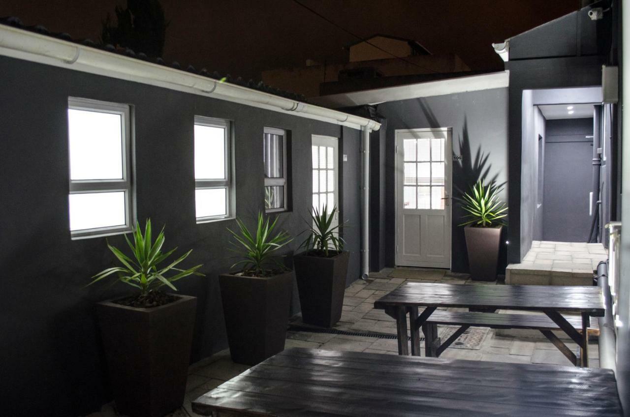 Apartment Micro Cape Town